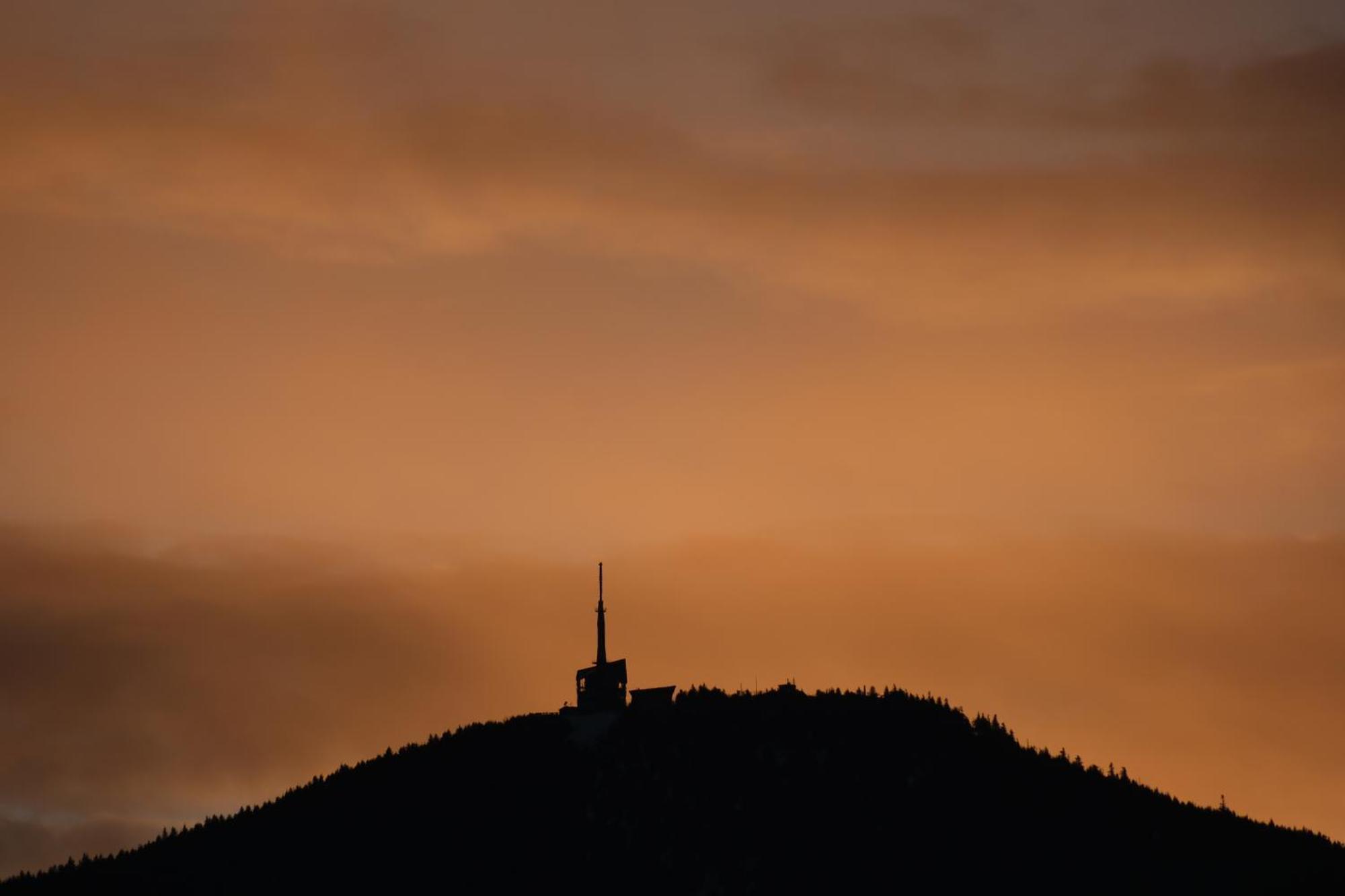 Pyramida Pod Lysou Lägenhet Frýdlant nad Ostravicí Exteriör bild