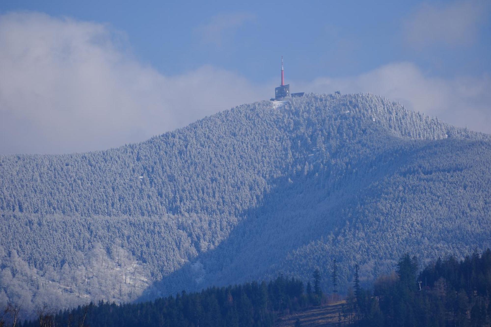 Pyramida Pod Lysou Lägenhet Frýdlant nad Ostravicí Exteriör bild